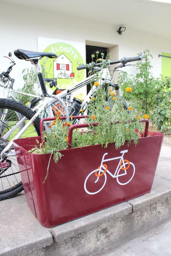 Velo Gite Valence 瓦朗斯 外观 照片